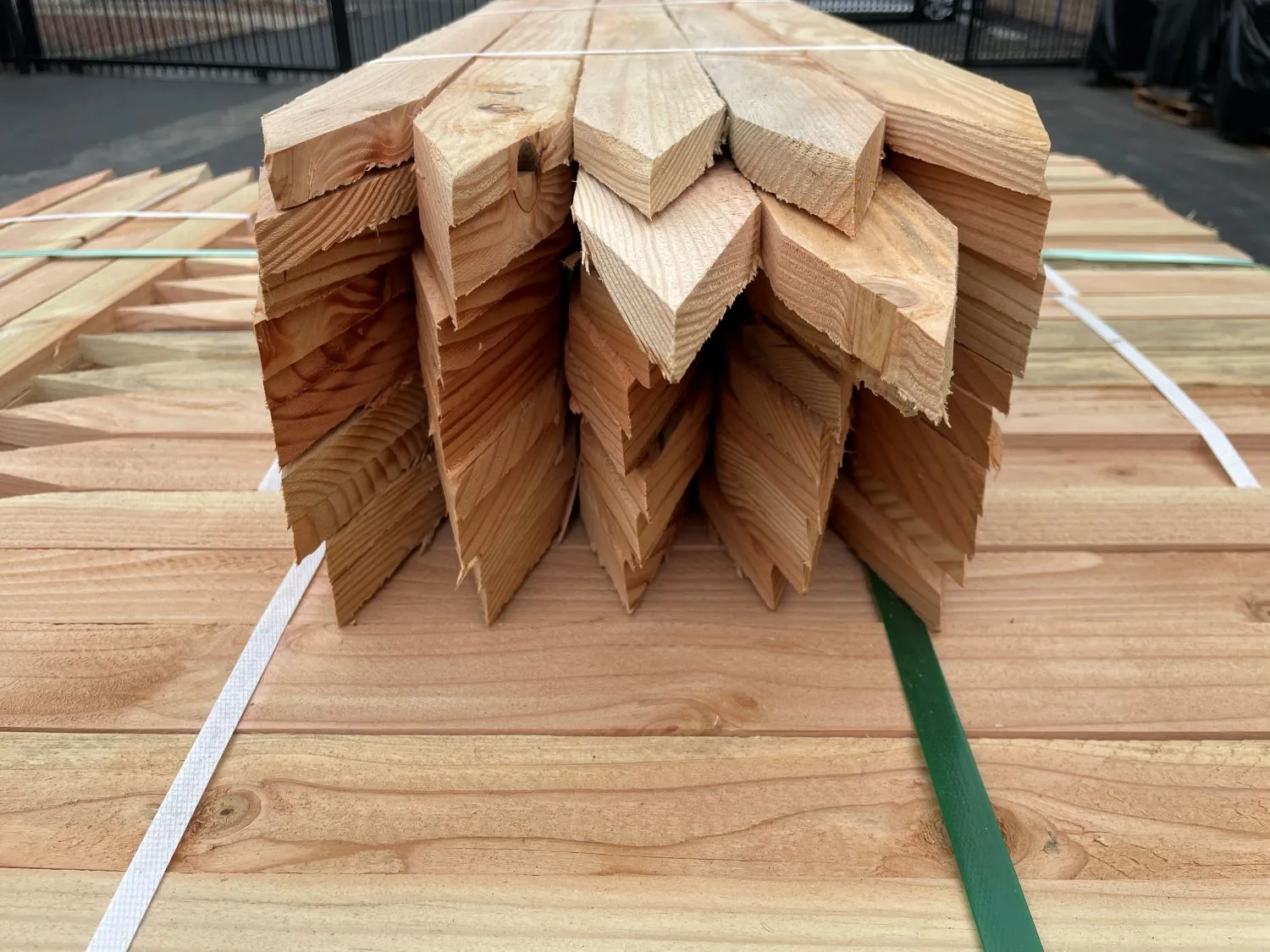 24" Wooden Stakes For Concrete Forms - 1" x 3" x 24" (50 Pcs/Bundle) - Made in the USA