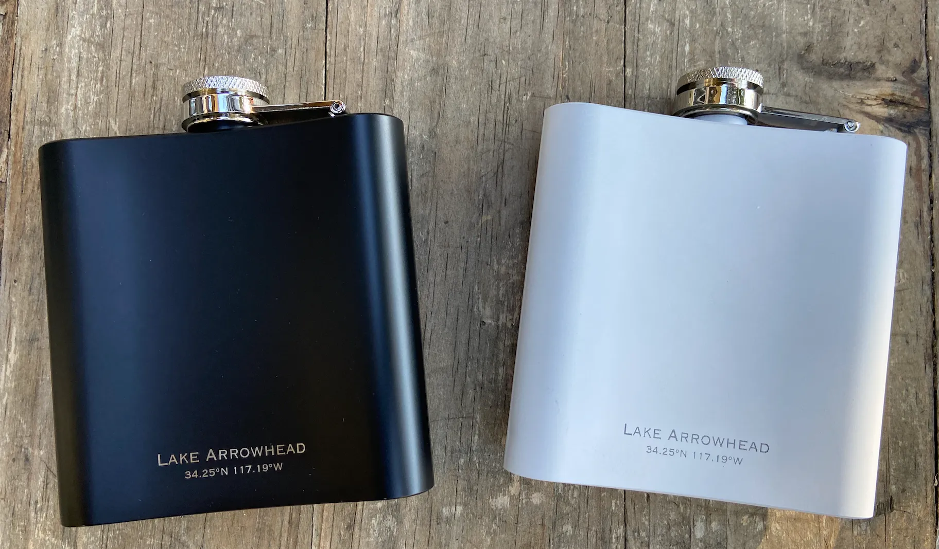 Lake Arrowhead eLAvation Map Hip Flask: matte white